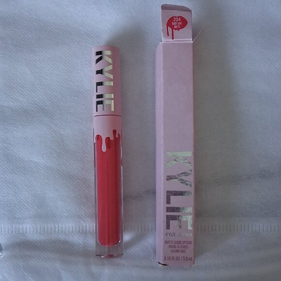 Kylie Cosmetics 204 Baby Girl Matte Lipstick NIB - Picture 3 of 3
